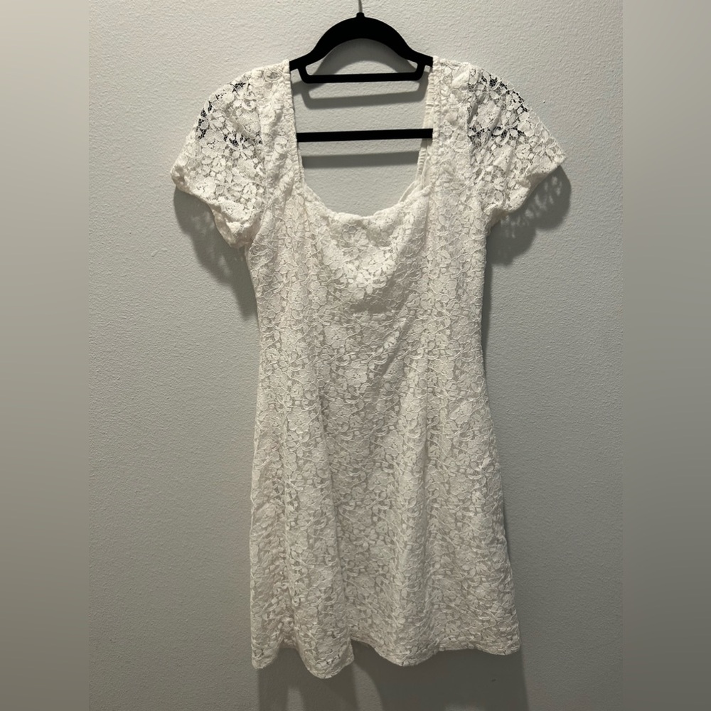 White floral Lace Dress; Abercrombie & Finch